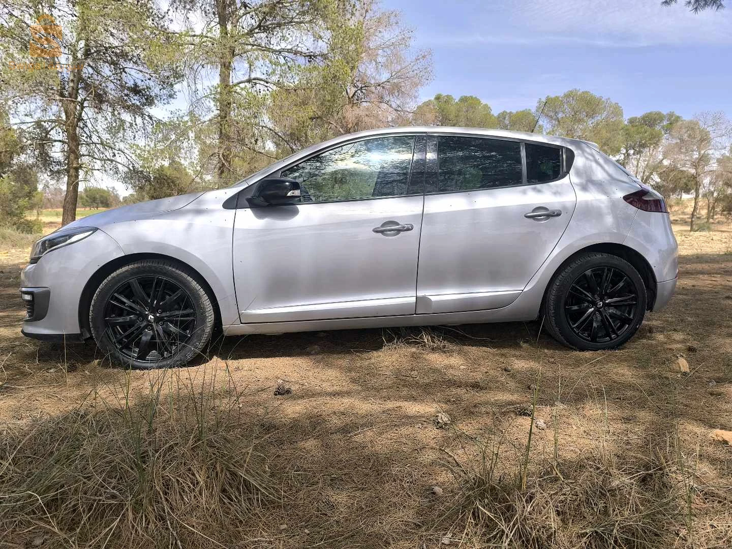 رينو Megane 2016 20 سعيدة