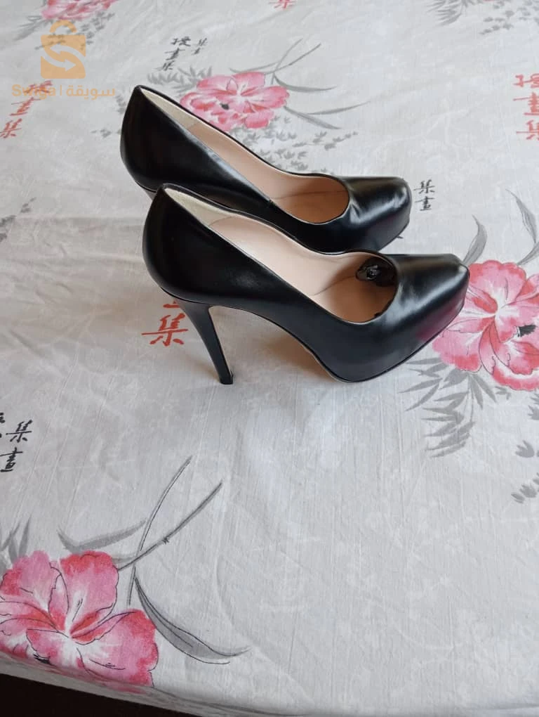 CGAUSSURE À TALON - FEMME