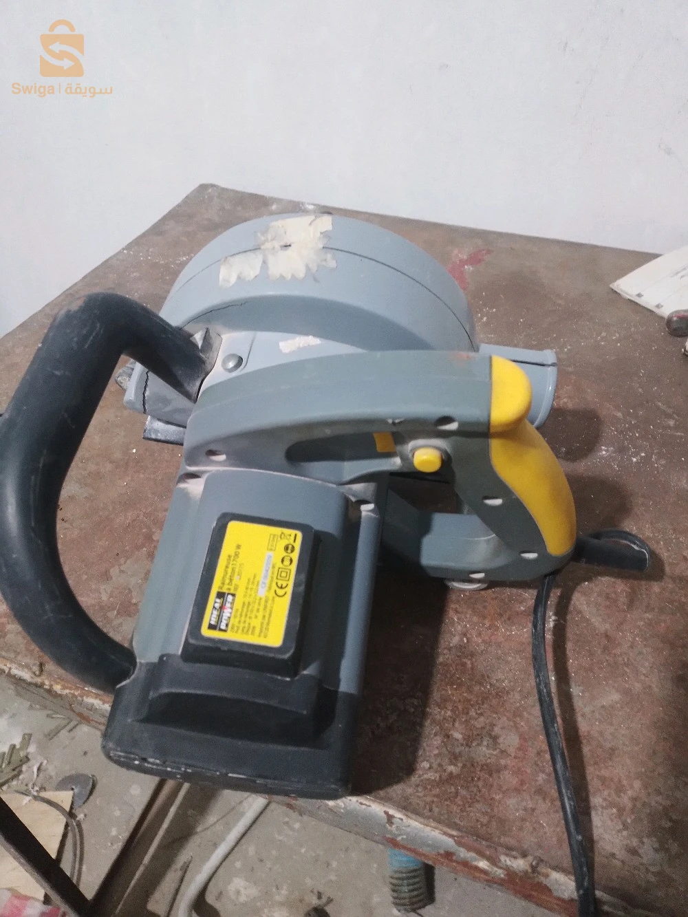 Tronconnee. De beton 1700w