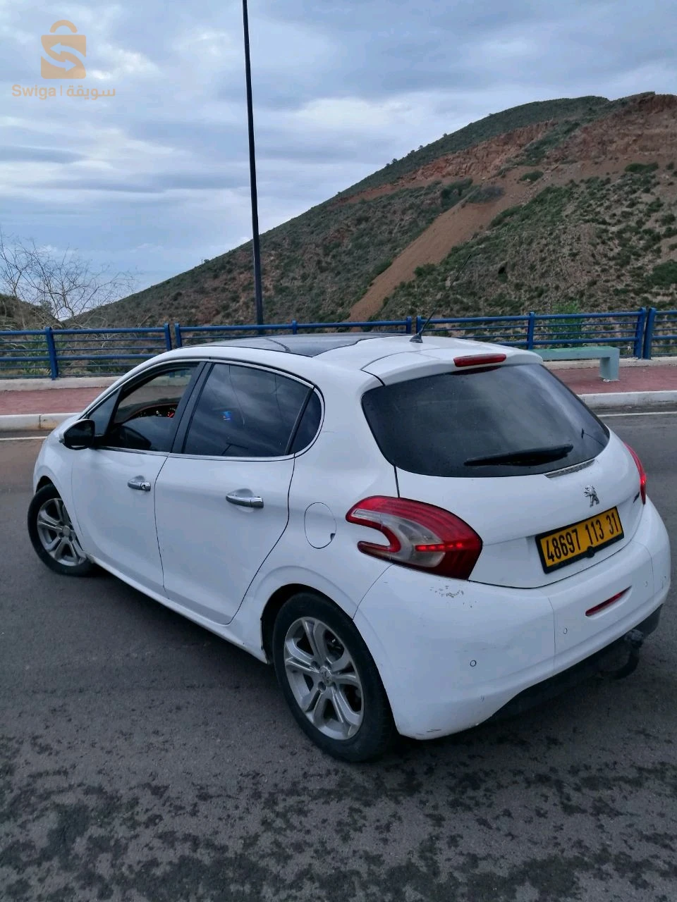 بيجو 208 2013 31 وهران