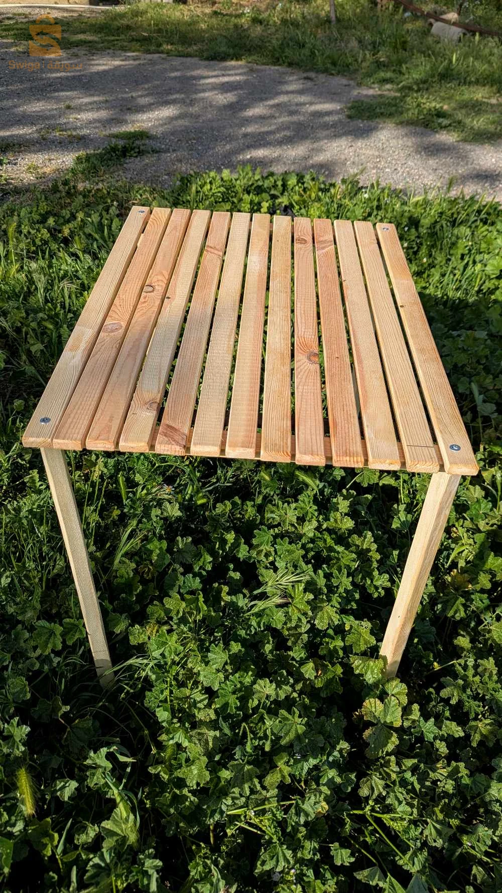 طاولة خشبية قابلة للطي  Table pliante