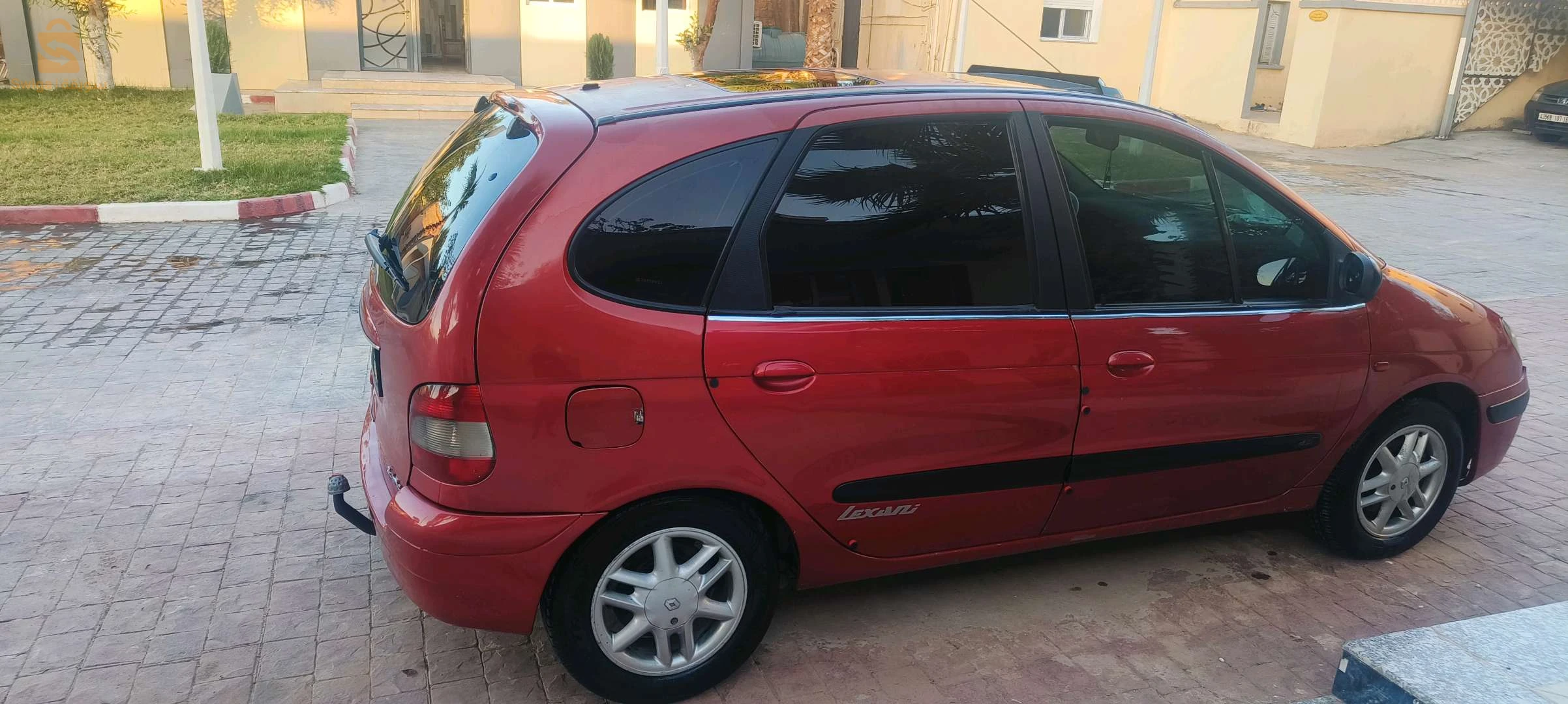 رينو Scenic 41 سوق اهراس