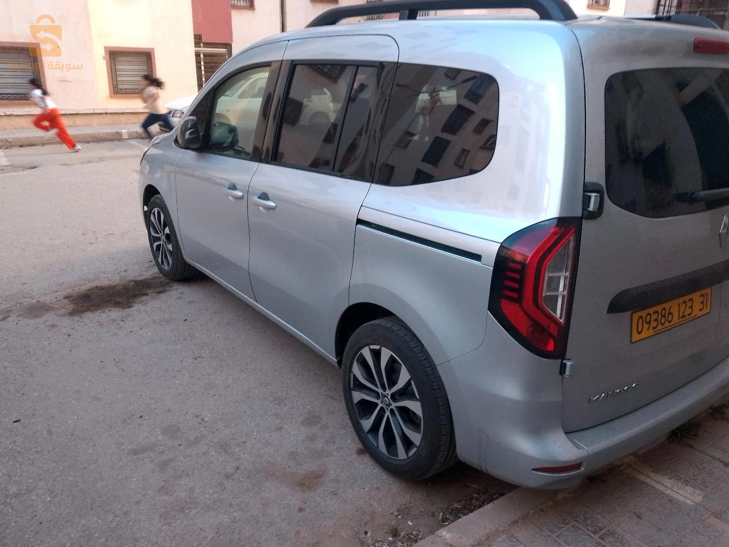 رينو Kangoo 2023 31 وهران