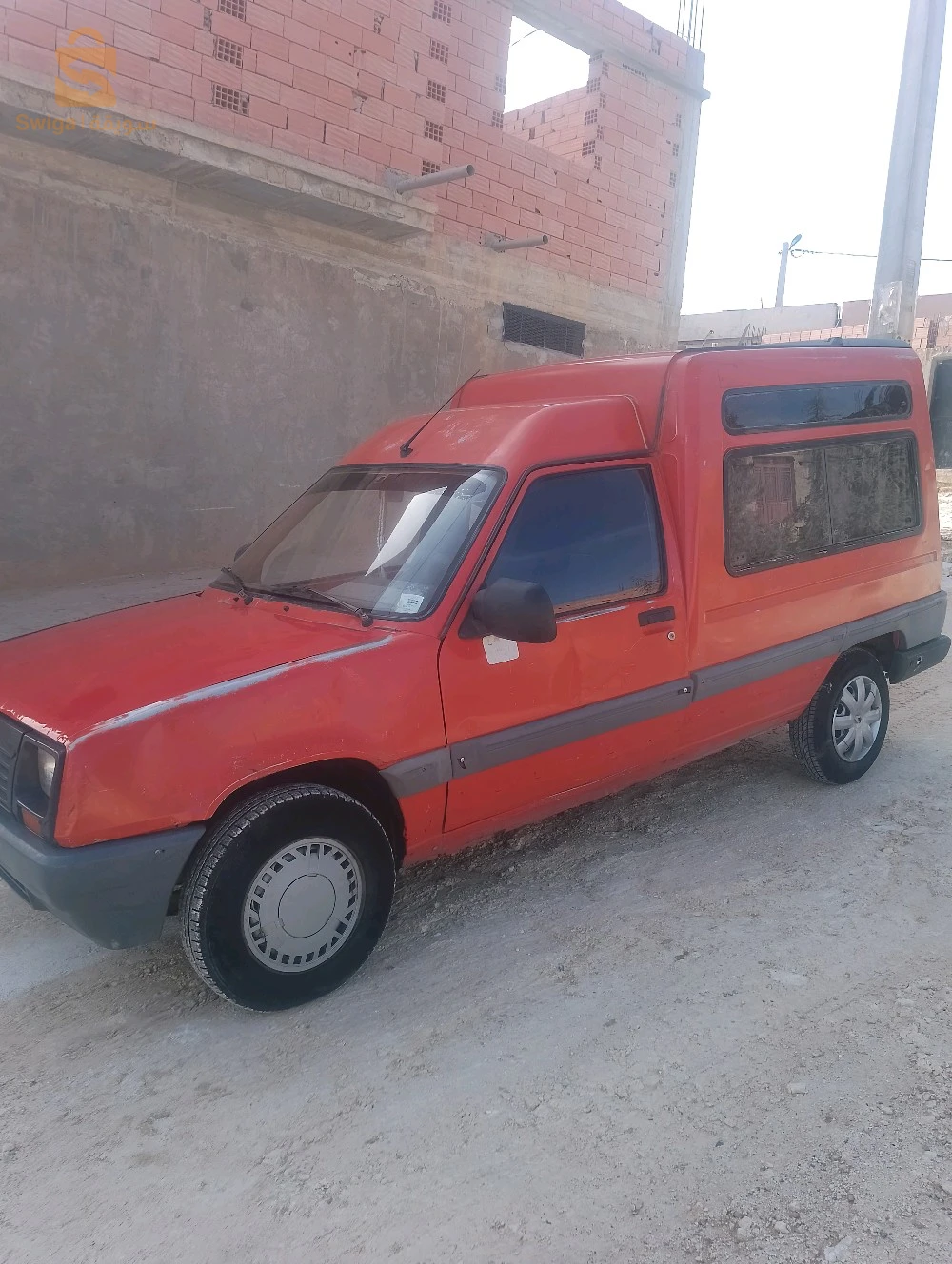 رينو Express 1990 29 معسكر