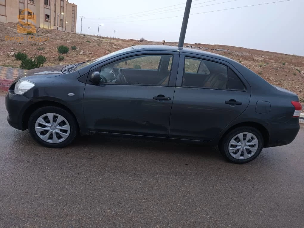 Toyota Yaris 17 DJELFA