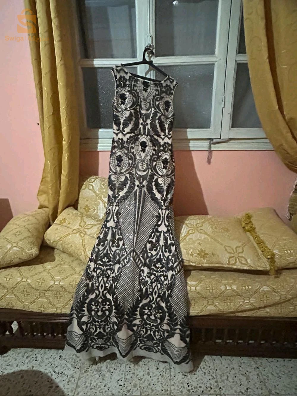 فساتين سهرة