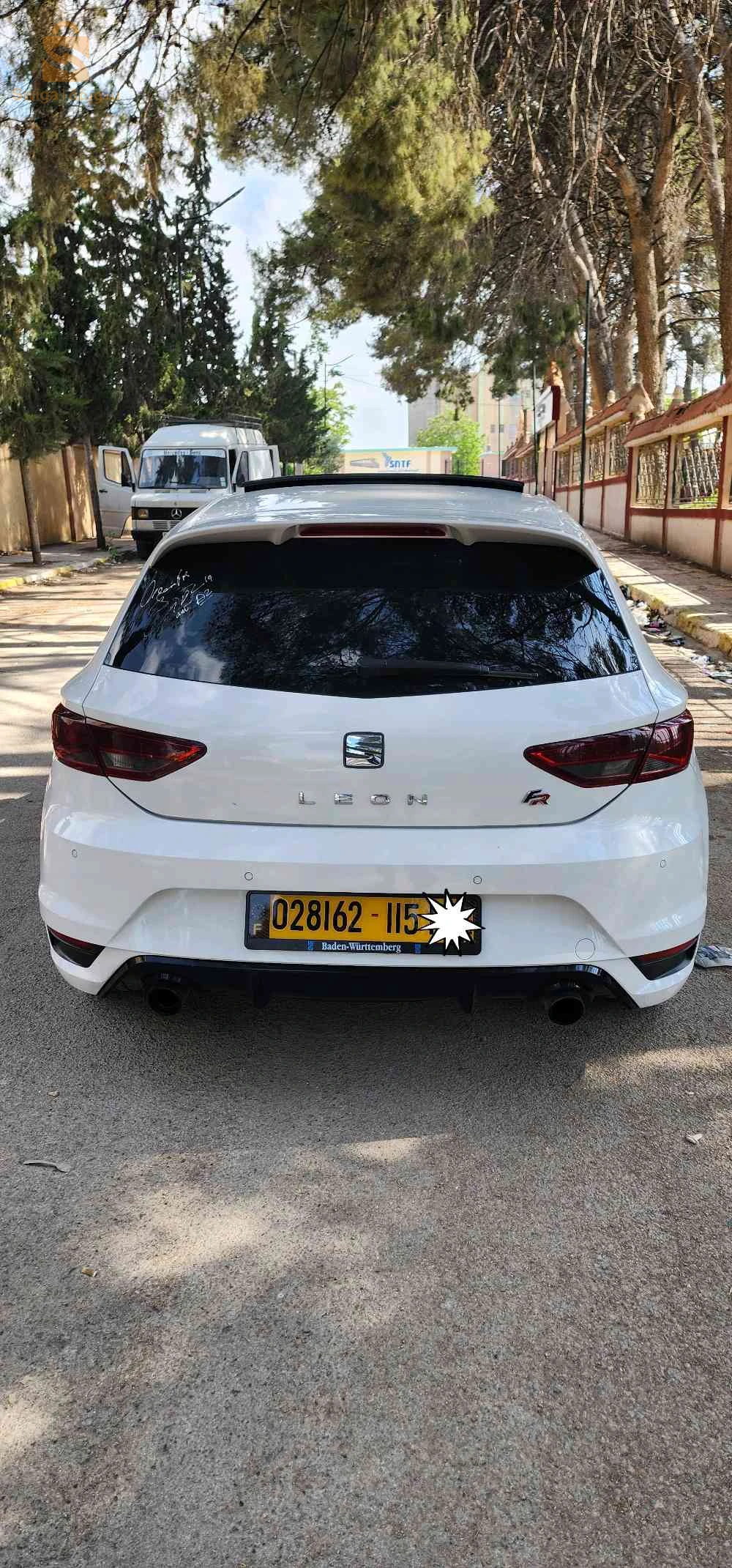 سيات Leon 43 ميلة