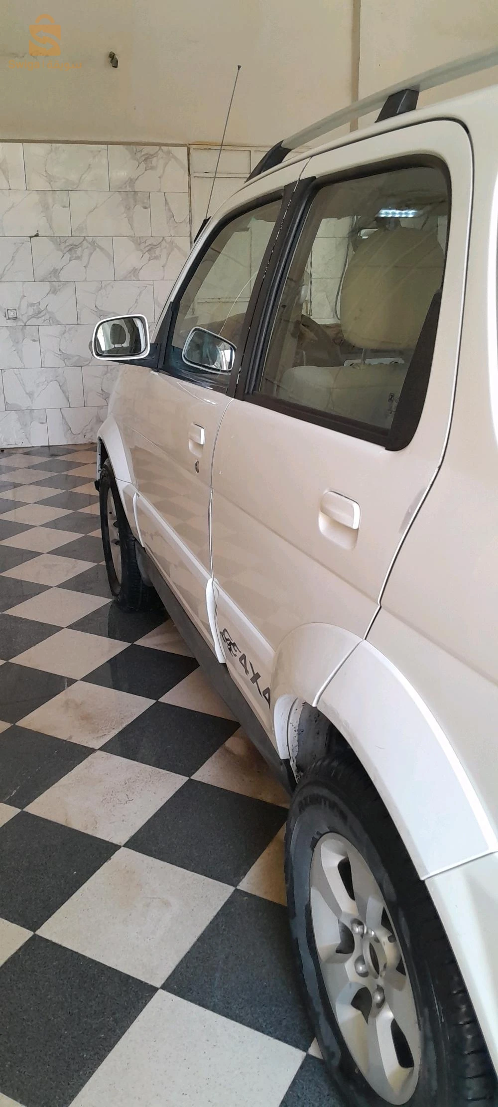 autres véhicules 2010 34 BORDJ BOU ARRERIDJ