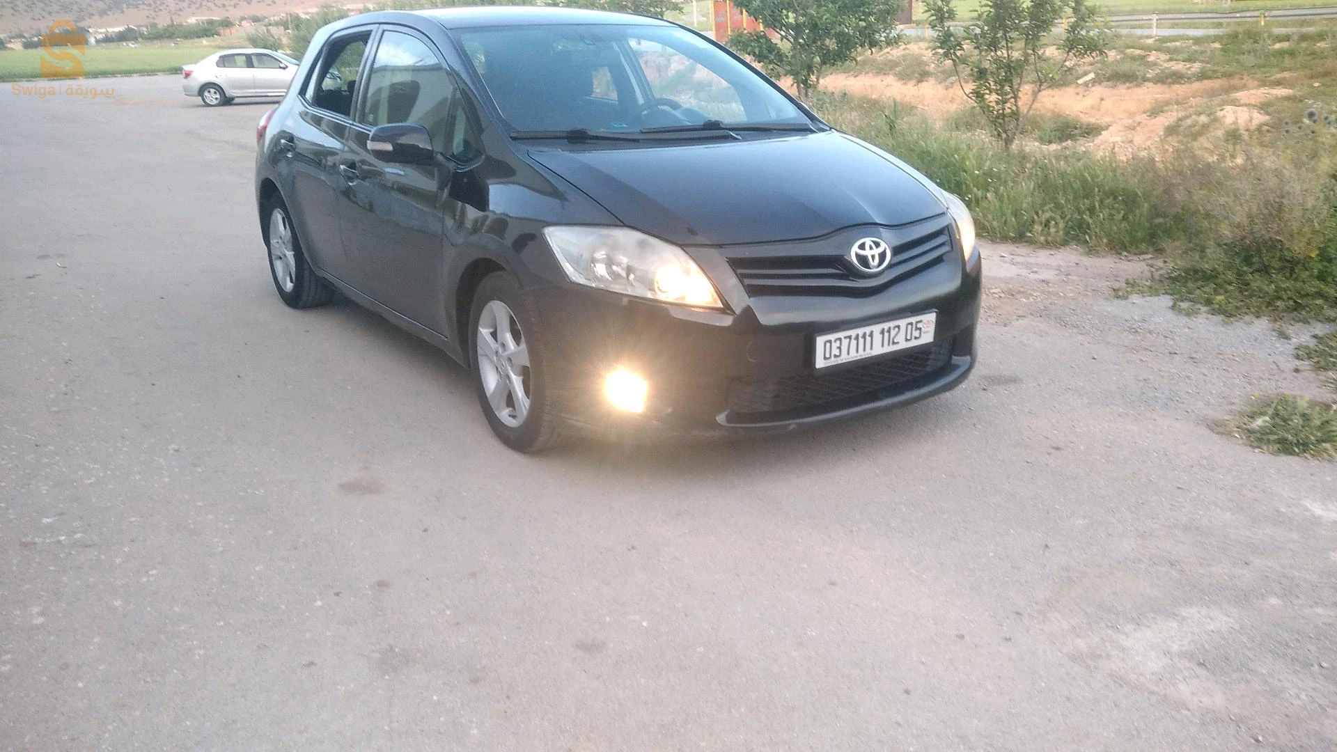 Toyota Auris 2012 5 BATNA