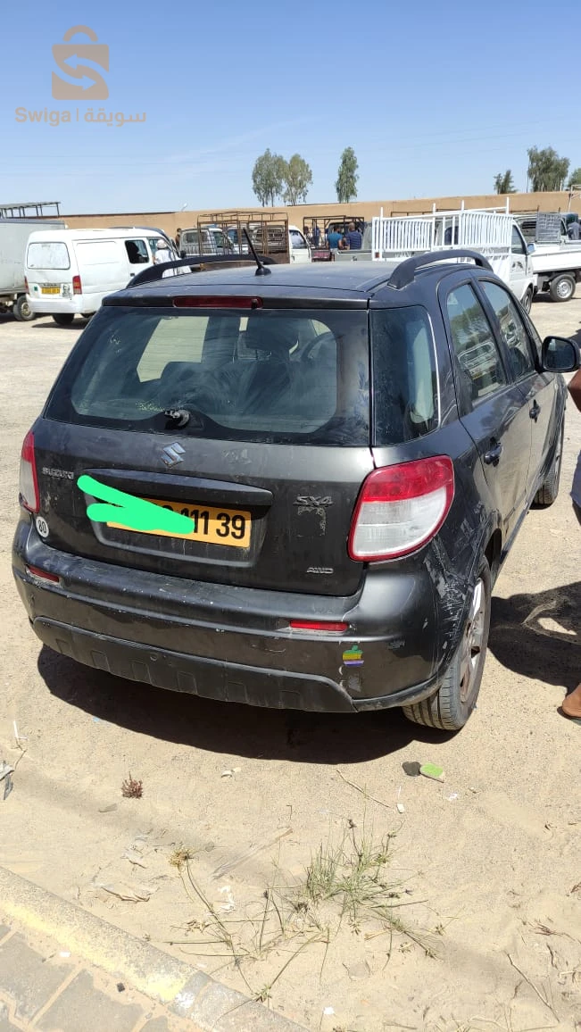 Suzuki SX4 2011 39 EL OUED