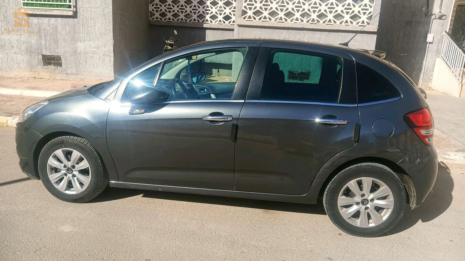 ستروين C3 7 بسكرة