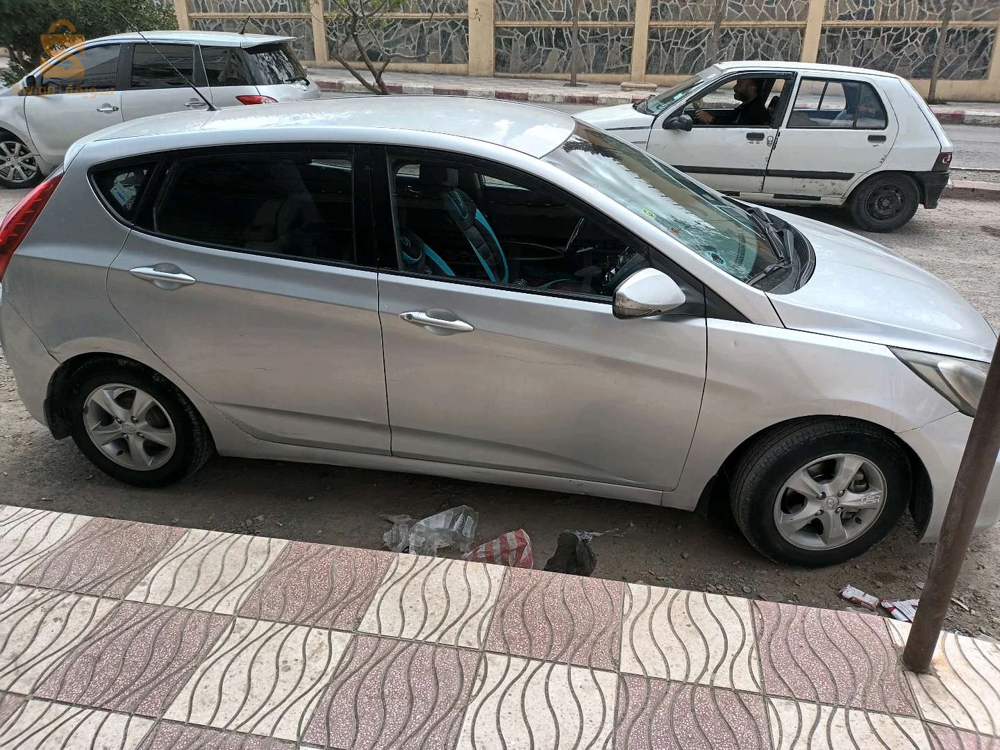 Hyundai Accent 2011 34 BORDJ BOU ARRERIDJ