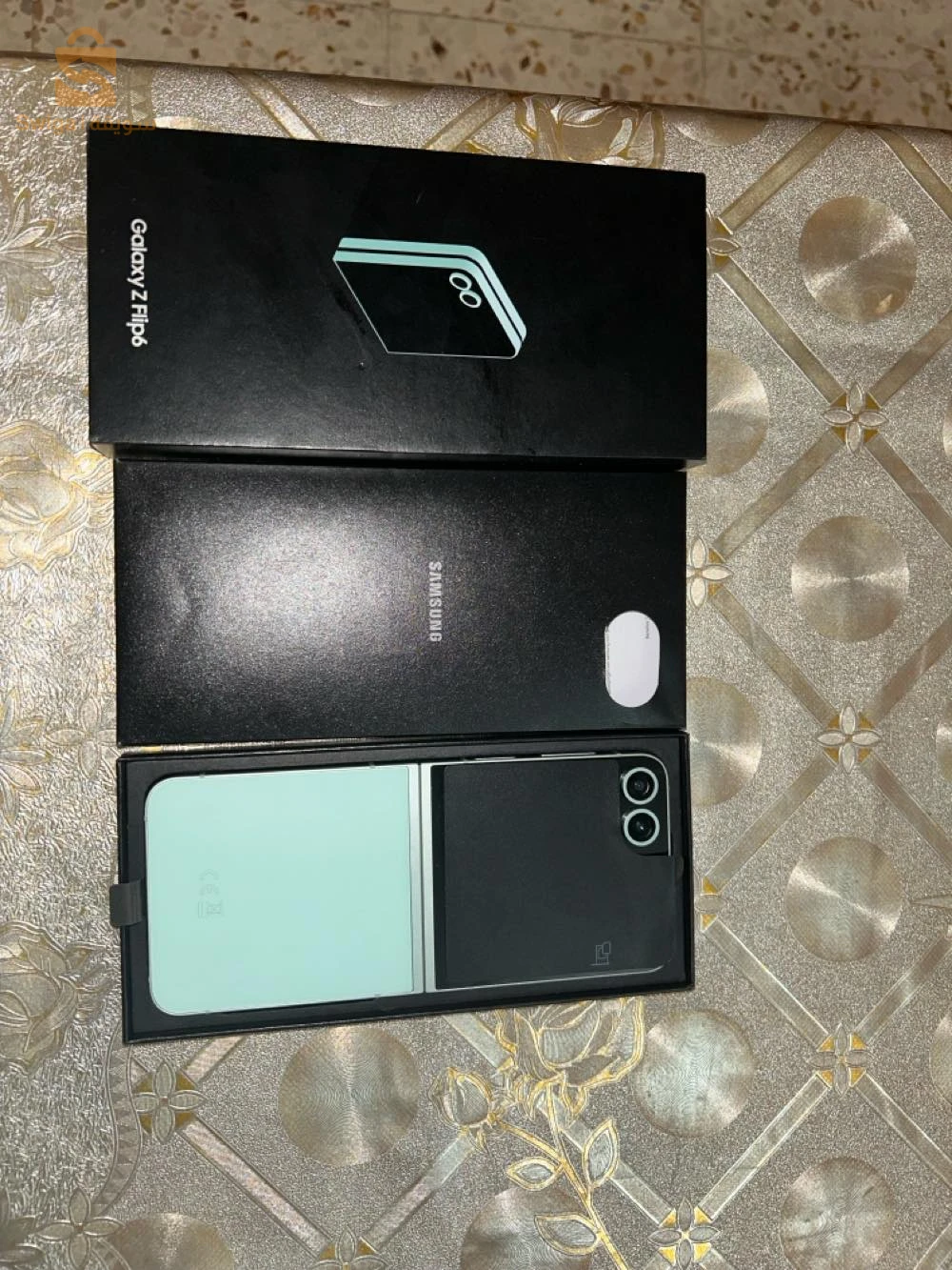 samsung galaxy Z flip 6