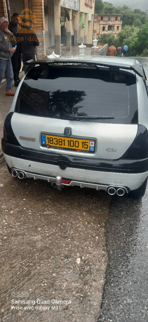 Renault Clio 2 2000 15  TIZI OUZOU