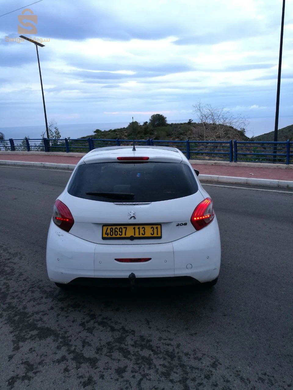 بيجو 208 2013 31 وهران