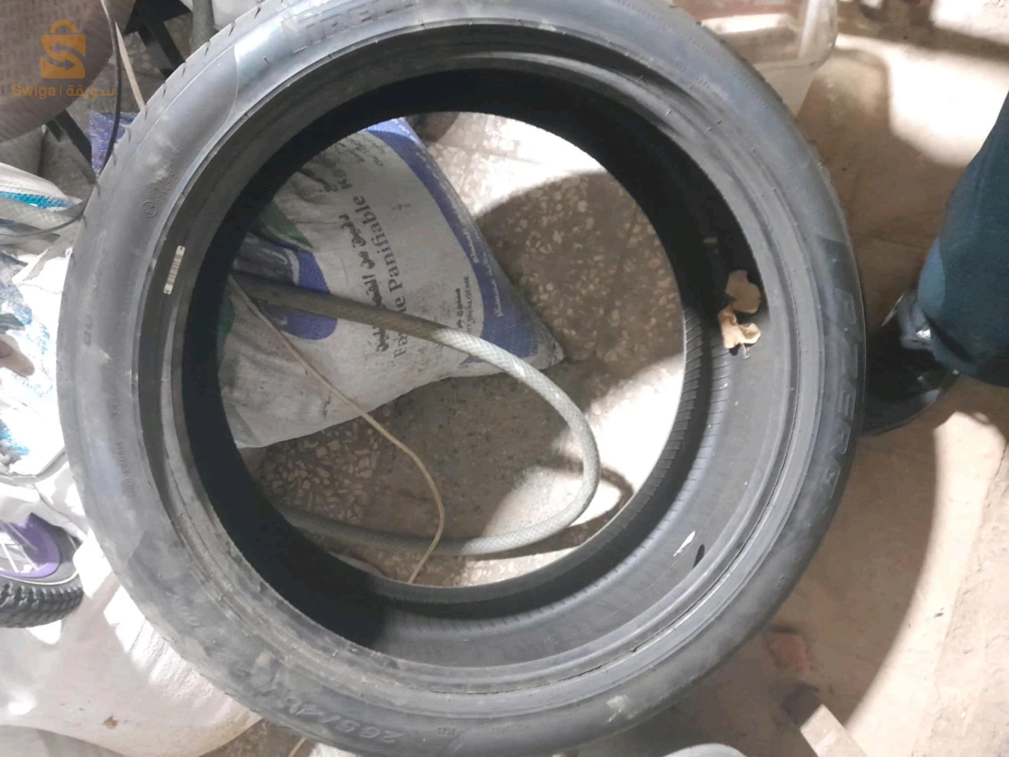 pneus Pirelli original jamais utilisé فردة وحدة معنتها رودة