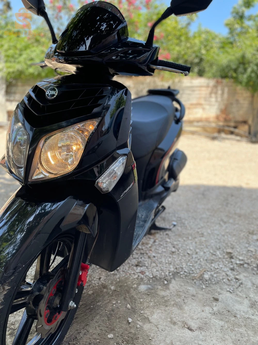 sym hd2 2017