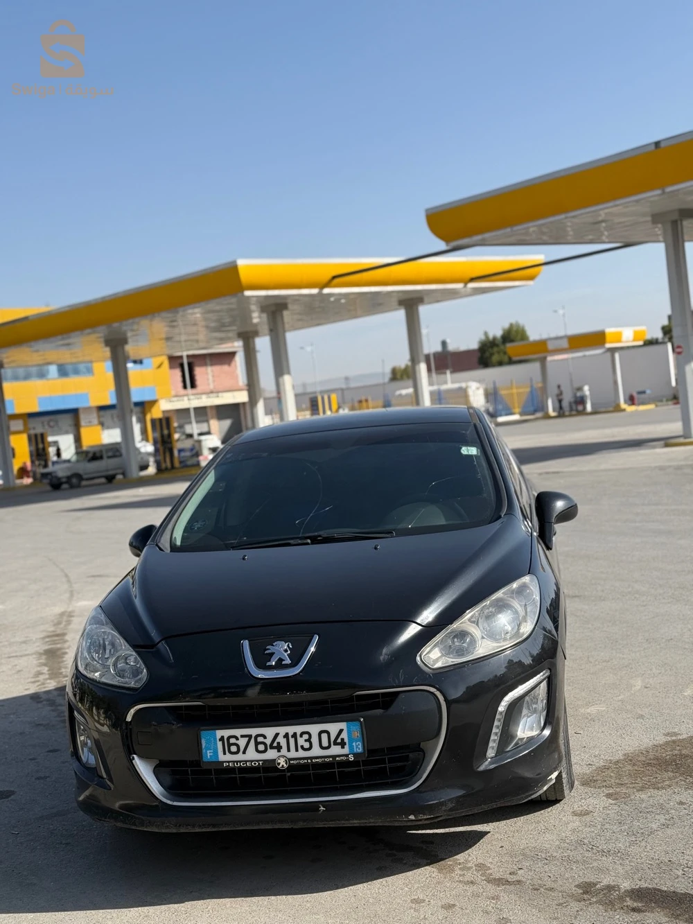 Peugeot 308 2013 4 OUM EL BOUAGHI