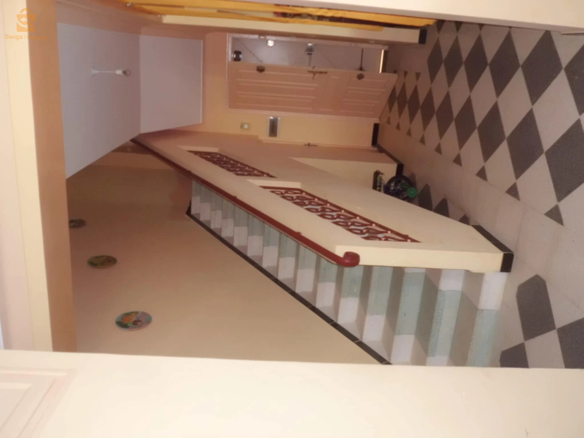 للبيع فلل سكنية عدد الغرف 18 جيجل