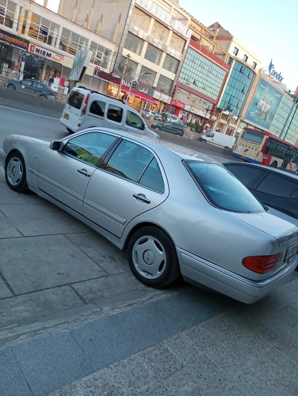 مرسيدس 200 E 1997 30 ورقلة