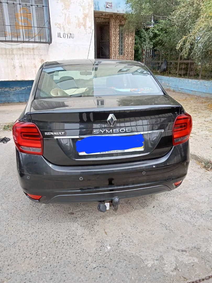 رينو SYMBOL 2018 16 الجزائر