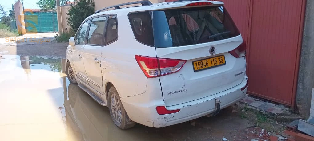 SsangYong Rodius 35 BOUMERDES
