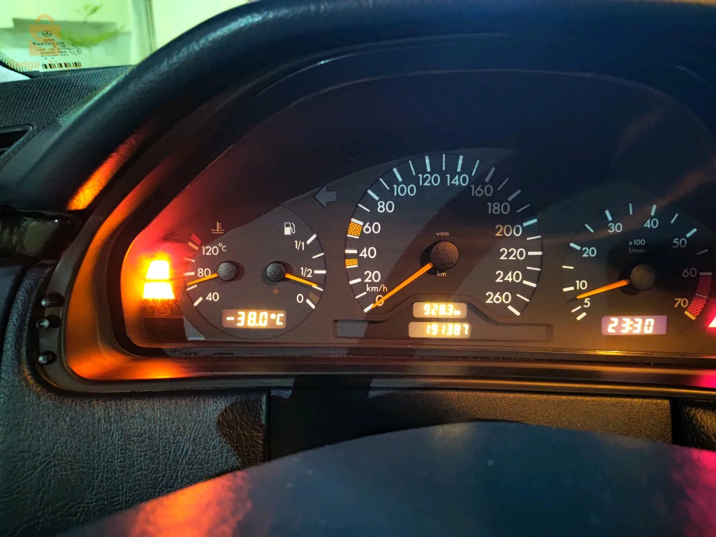 مرسيدس 200 E 1997 30 ورقلة