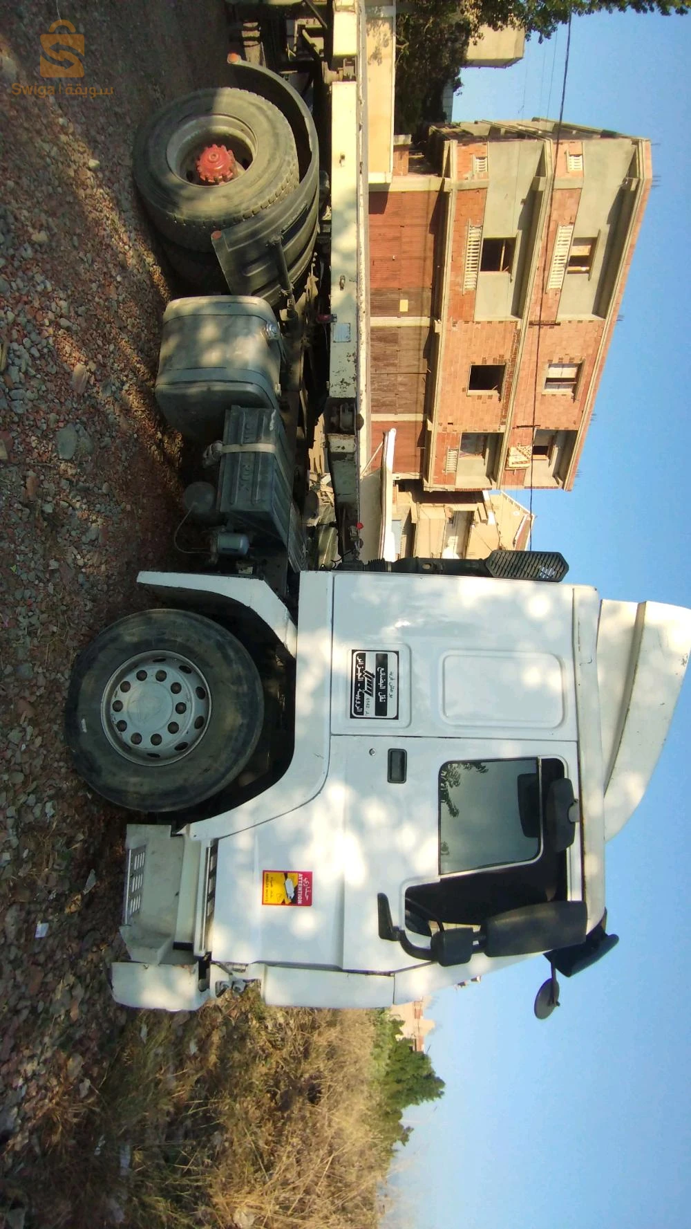 Trucks 