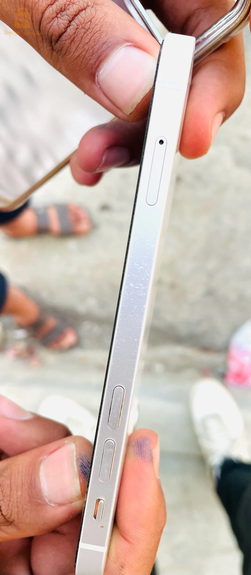 ايفون 12 للبيع