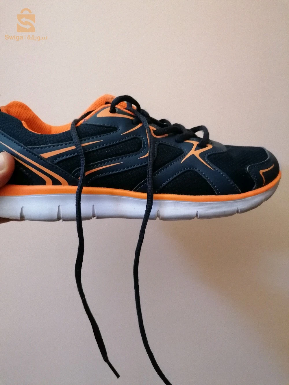 Vêtements et chaussures de sport 