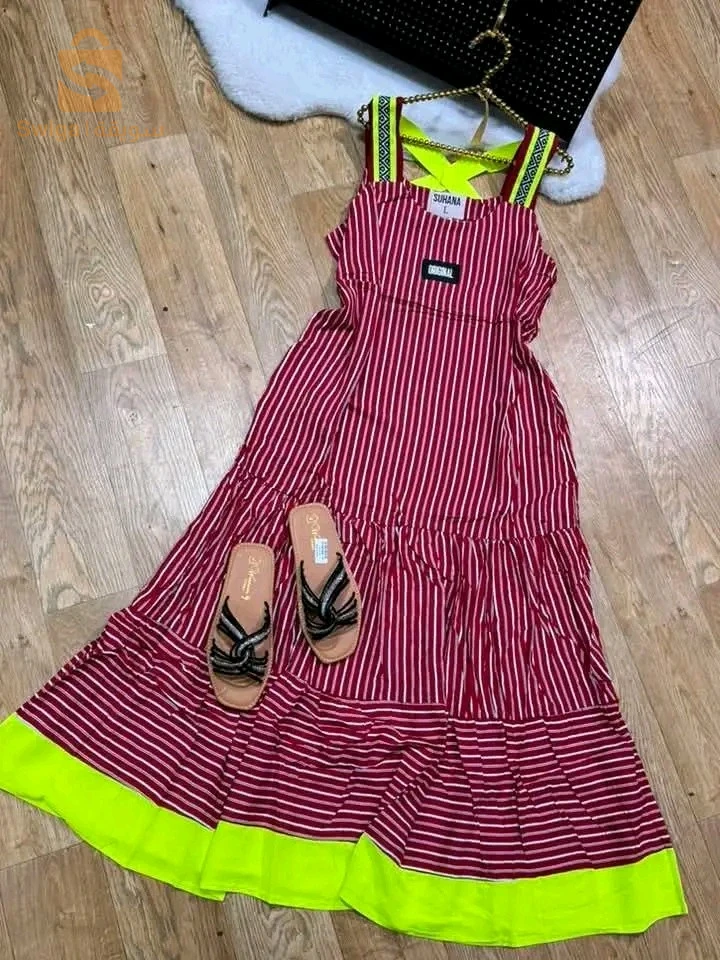فساتين 