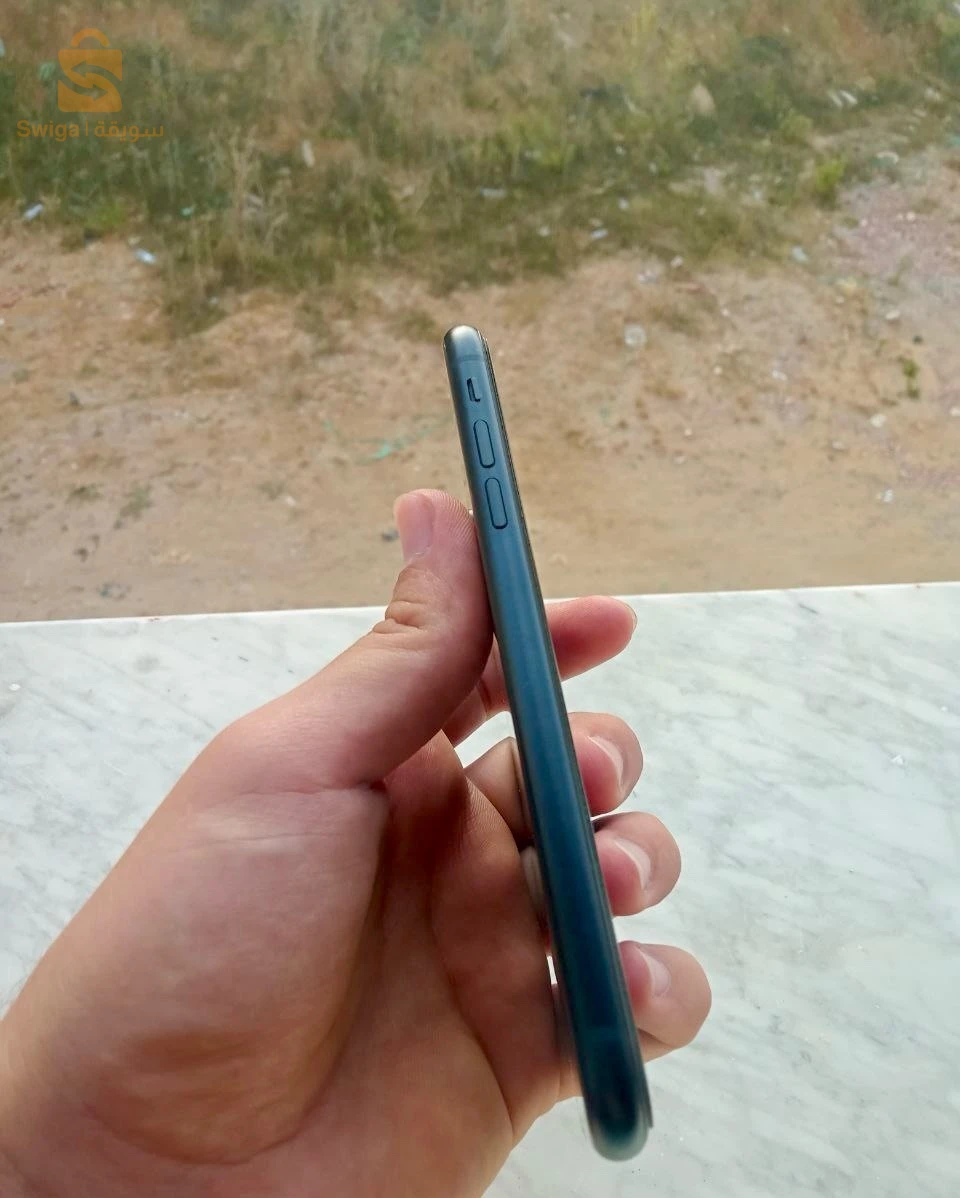 ايفون XR للبيع