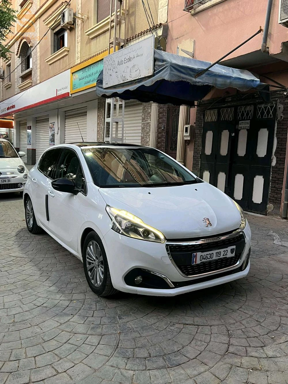 Peugeot 208 2019 22 SIDI BEL ABBES