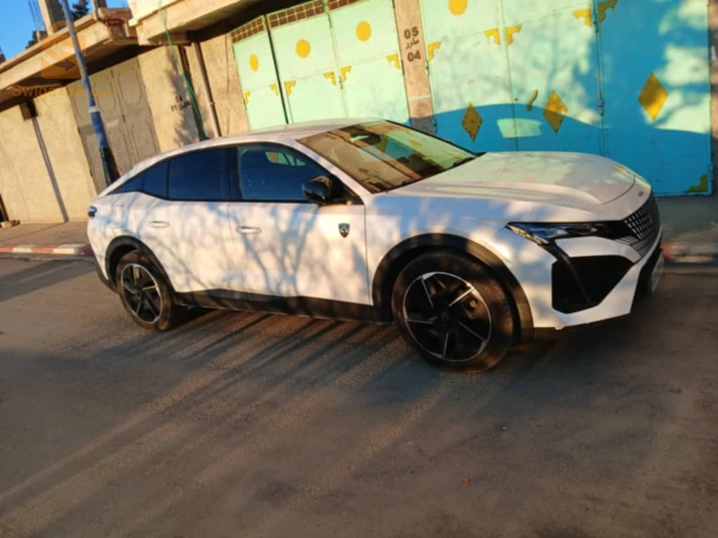 بيجو 4008 2023 31 وهران