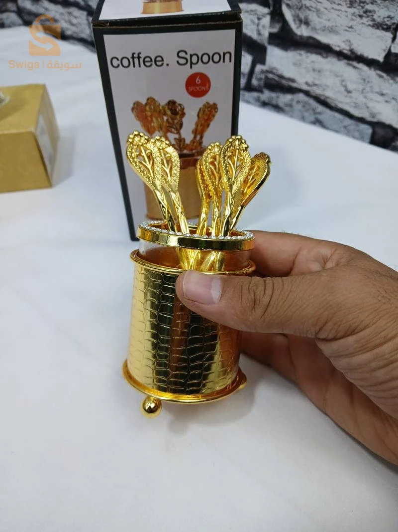 Spoons, knives and forks 