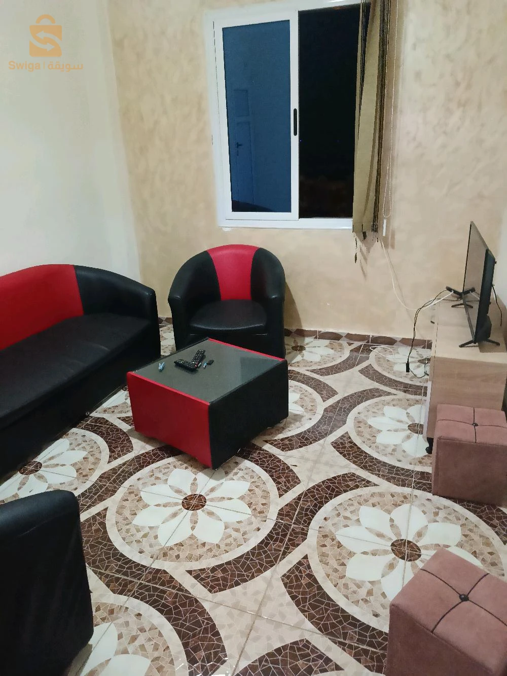 كراء شقة مفروشة تيبازة فيل الطابق 4 الماء غاز مكيف كل شي موقف سيارت مجانا
