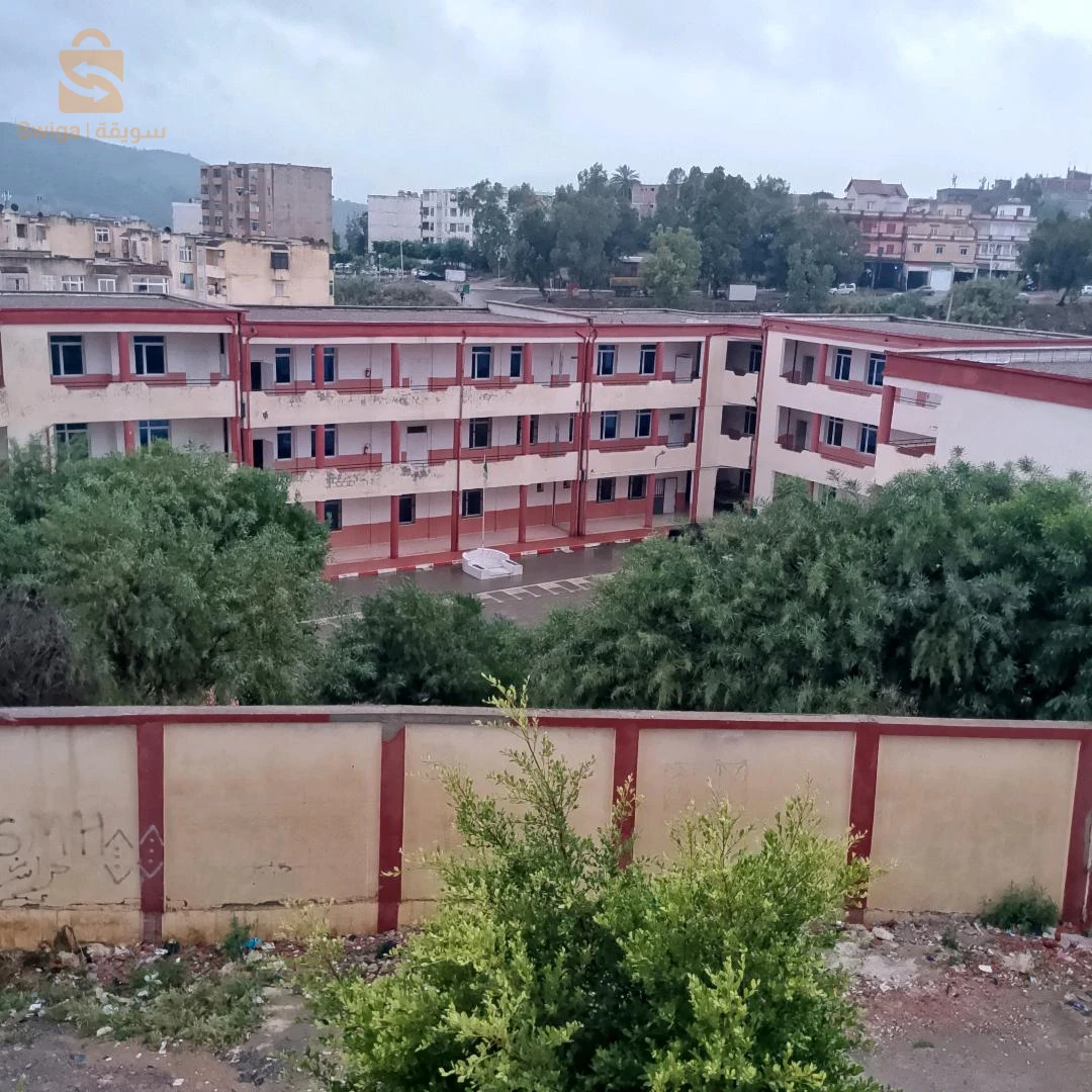 للبيع شقق سكنية عدد الغرفf3 35 بومرداس