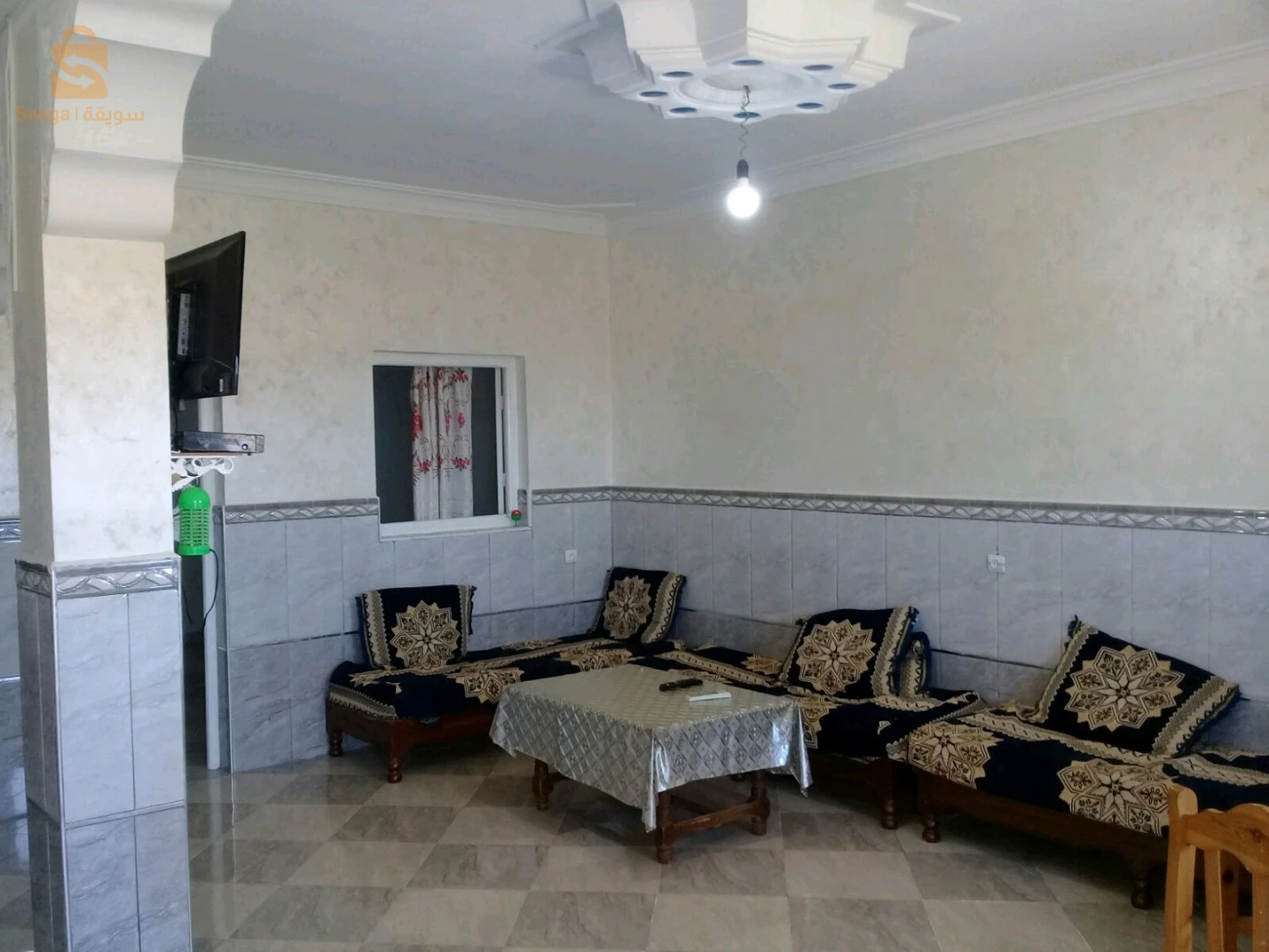 📌الناس لي تحب السكن امام البحر و تكون اطلالة على البحر  
📍كاين هاد الشقة في البحيرة بلدية سوق الثلاثاء ولاية تلمسان
المساحة 120m²
تتكون من طابقين (السطح ) وغرفتين ومبطخ و طواليت ودوش وڨراج لي ركن السيارة تتوفر على الماء (باشدو) والكهرباء 
فايتة في لاكداس 
للإستفسار أكثر يرجى الإتصال لي الأرقام التالية 
0655892969
0655892969