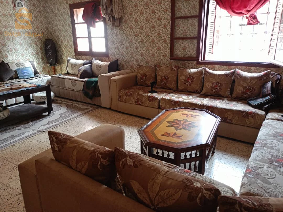 للبيع طابق فيلا عدد الغرف3 46 عين تموشنت