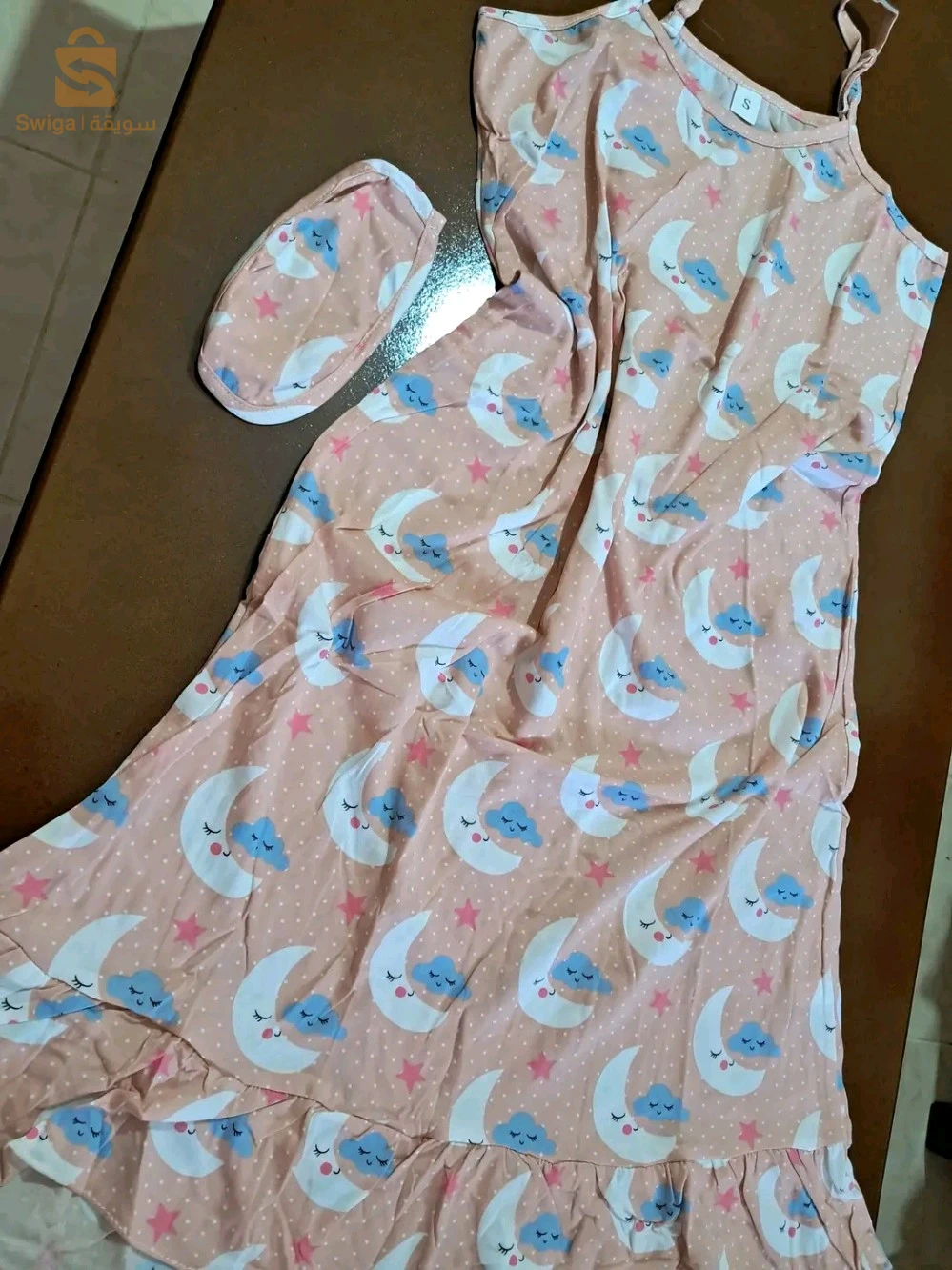 Vêtements de détente et vêtements de nuit 