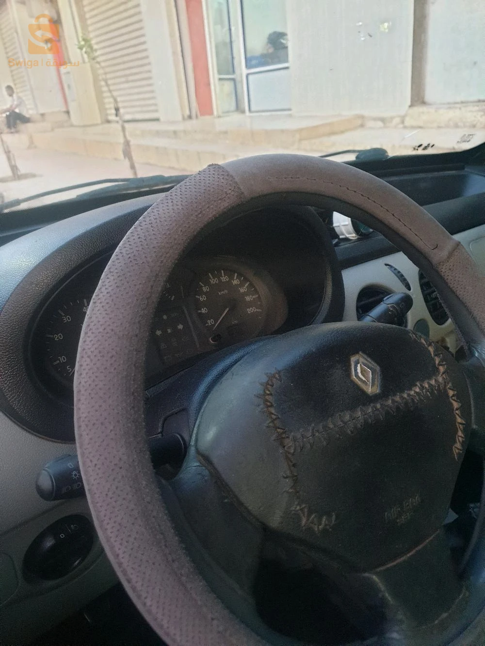 رينو Kangoo 2003 2 شلف