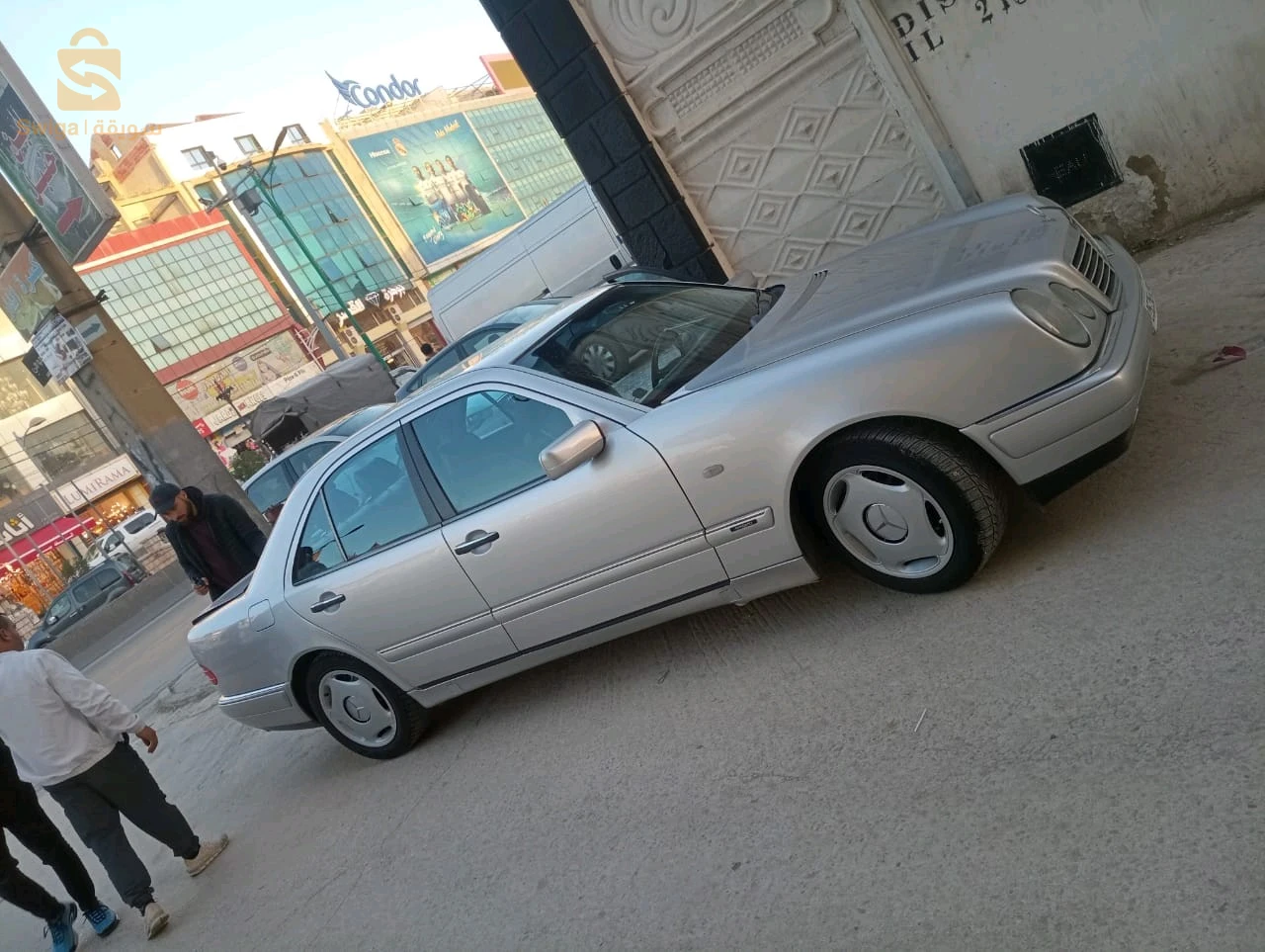 مرسيدس 200 E 1997 30 ورقلة