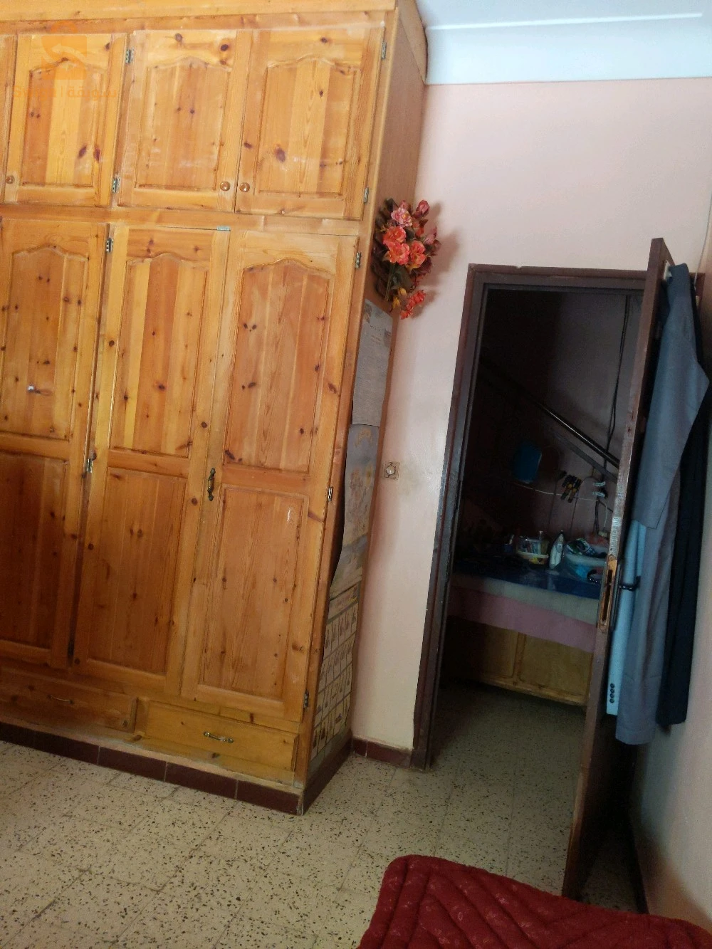 للبيع طابق فيلا عدد الغرف3 46 عين تموشنت