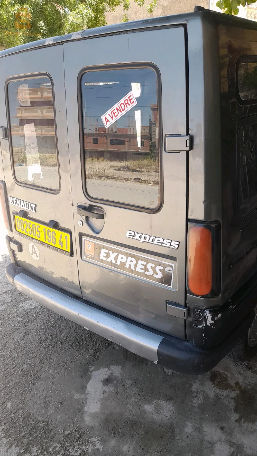 Renault Express 1996 41 SOUK AHRAs