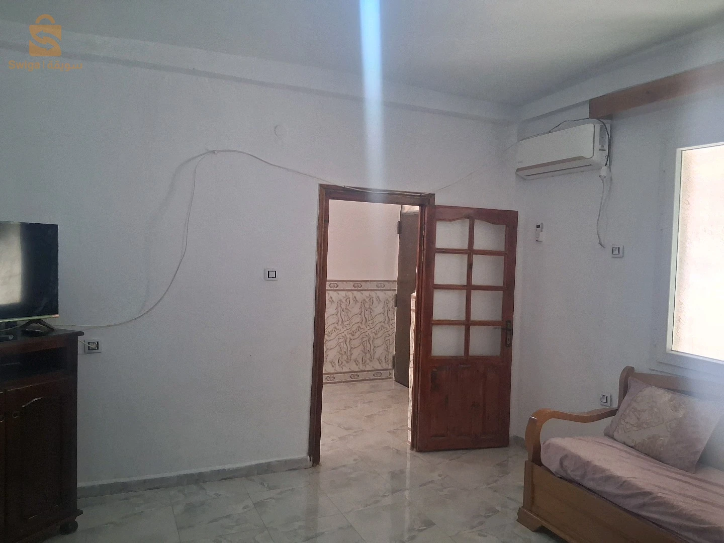 كراء طابق فيلا عدد الغرف2 18 جيجل