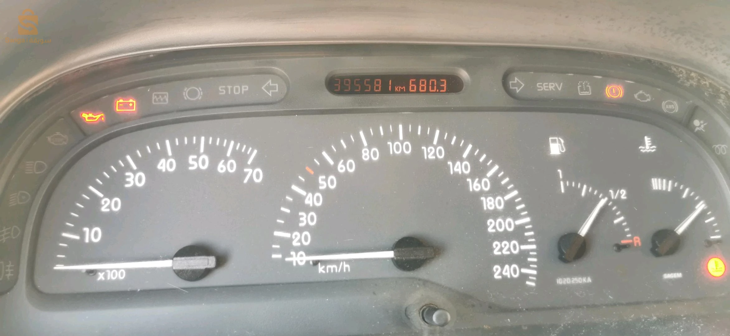 Renault Laguna 2001 26 MEDEA