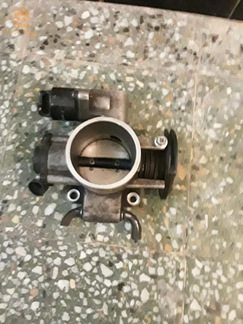 Extérieur et pièces de rechange 