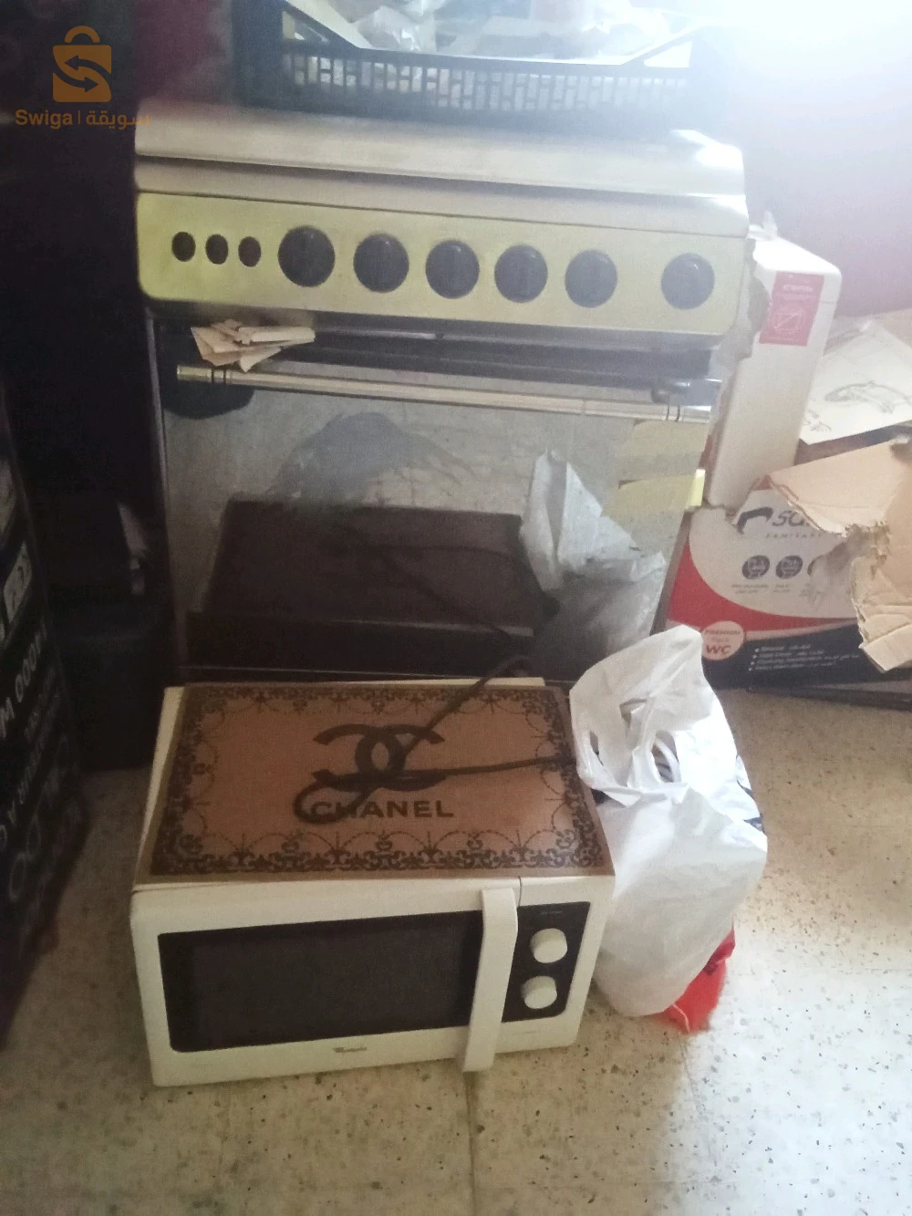 Stoves, ovens and microwaves 