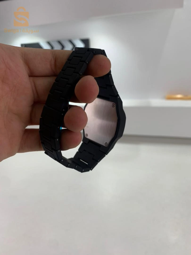 الساعات 