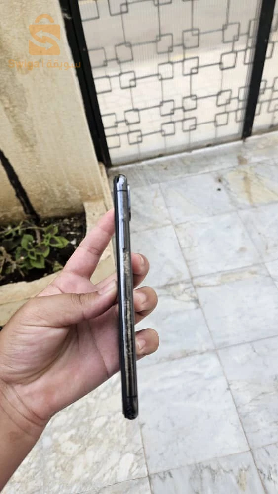 ايفون X للبيع
